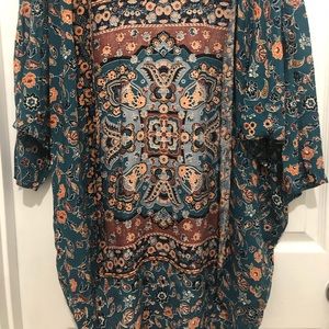 Charming Charlie Komono